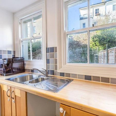 Victorian Flat Close To Station With Large Garden Apartment Brighton Exterior photo